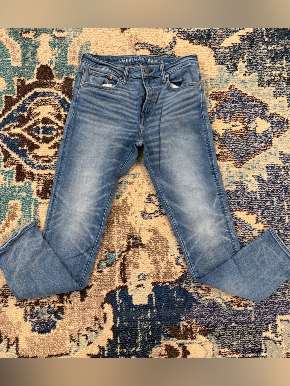 American Eagle Men’s Slim Light Wash Blue Jeans